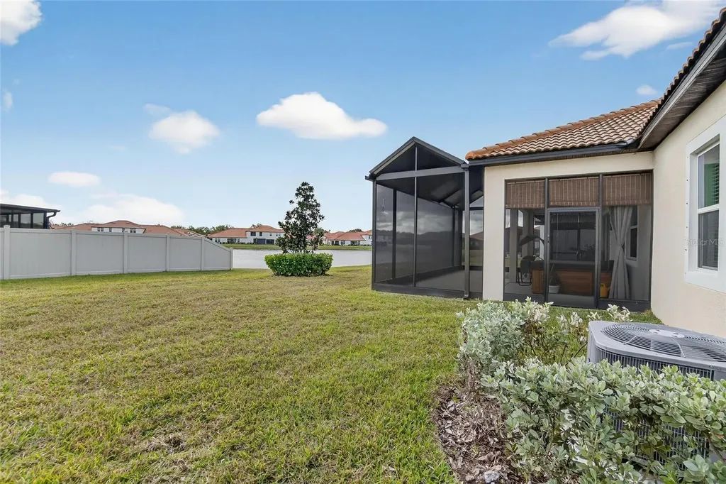17316 Scuba Crest Street Wimauma FL 33598