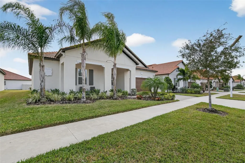 17316 Scuba Crest Street Wimauma FL 33598