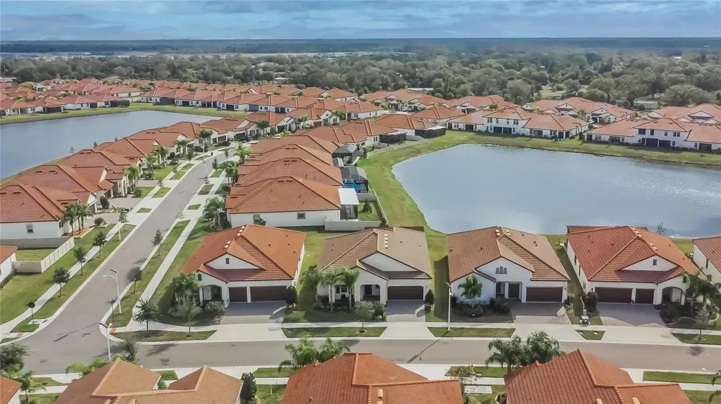 17316 Scuba Crest Street Wimauma FL 33598