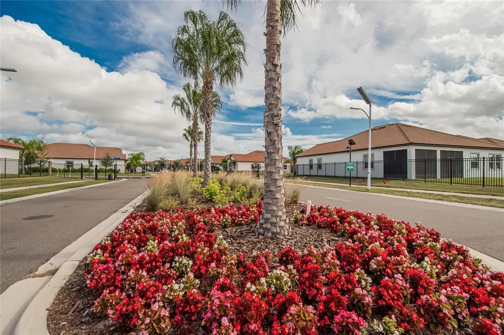 17316 Scuba Crest Street Wimauma FL 33598