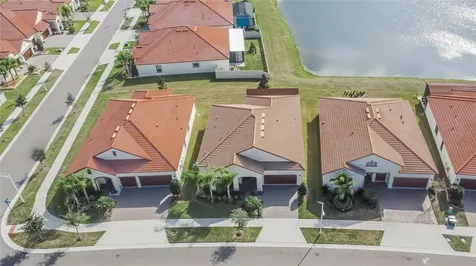 17316 Scuba Crest Street Wimauma FL 33598