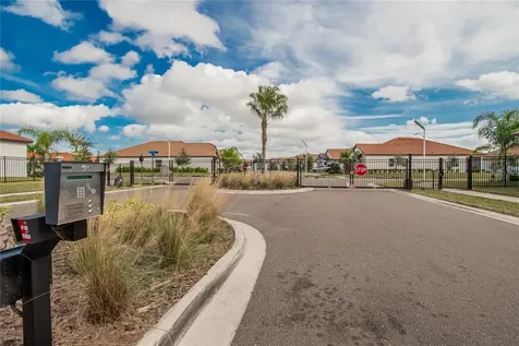 17316 Scuba Crest Street Wimauma FL 33598