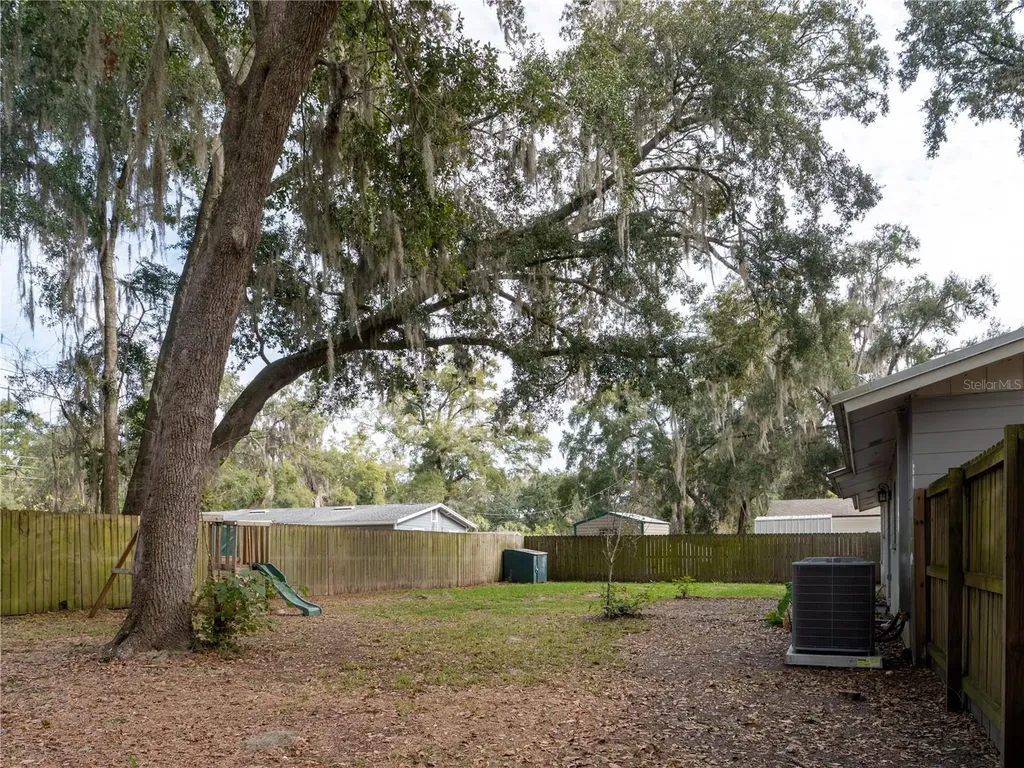 26424 SW 1st Avenue Newberry FL 32669