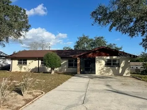 832 Sherwood Drive Lake Wales FL 33898