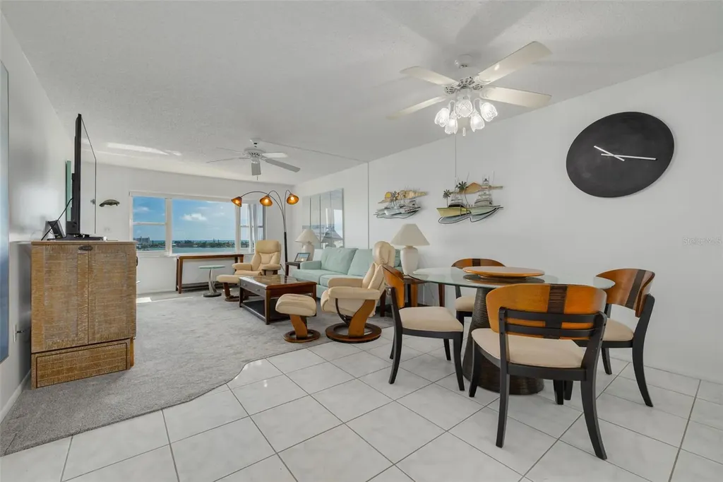 4525 Cove Circle St Petersburg FL 33708