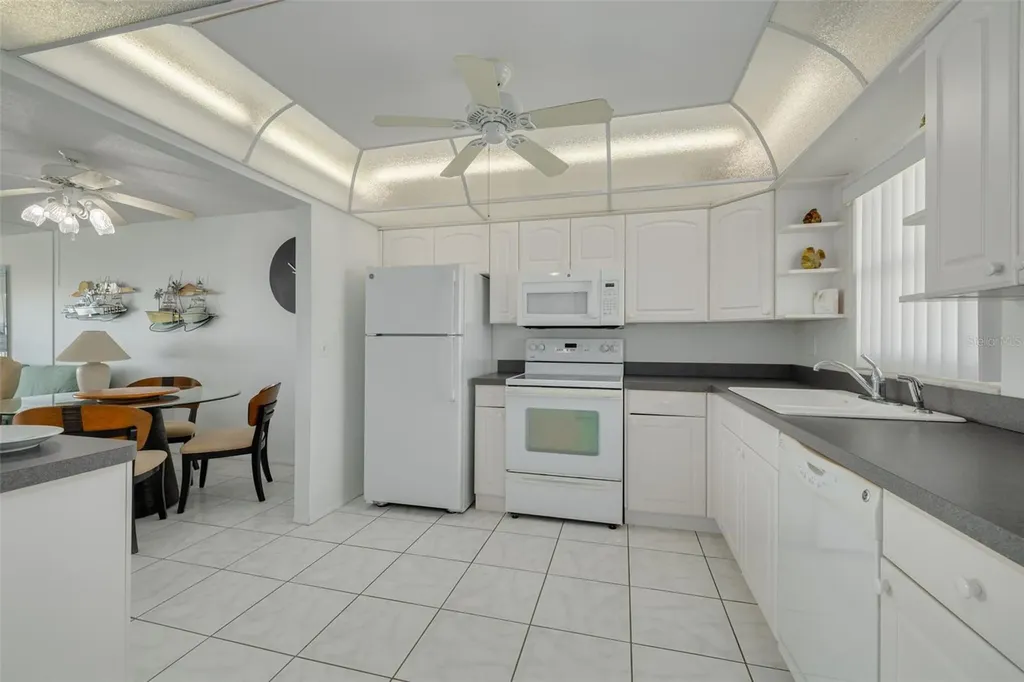 4525 Cove Circle St Petersburg FL 33708