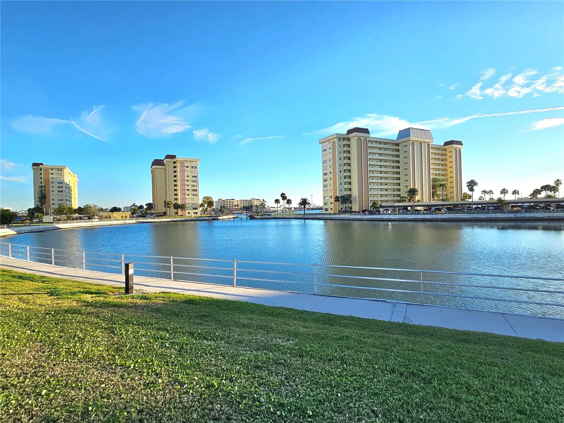 4525 Cove Circle St Petersburg FL 33708