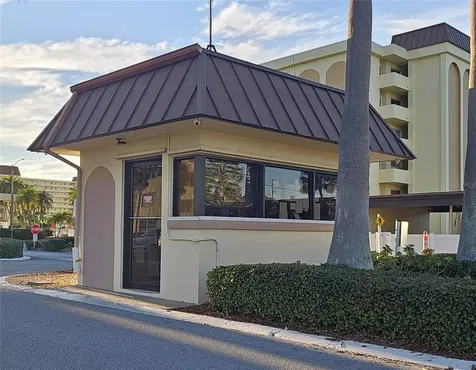4525 Cove Circle St Petersburg FL 33708