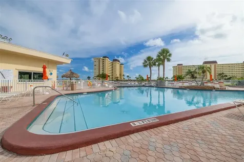 4525 Cove Circle St Petersburg FL 33708