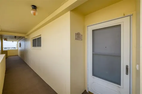 4525 Cove Circle St Petersburg FL 33708