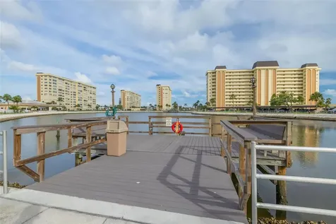 4525 Cove Circle St Petersburg FL 33708