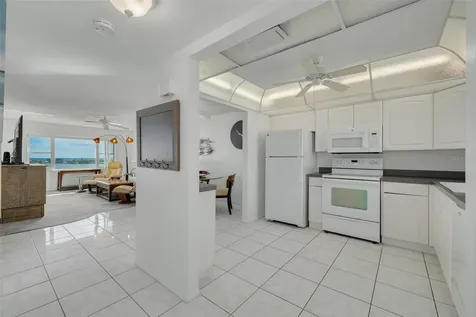 4525 Cove Circle St Petersburg FL 33708
