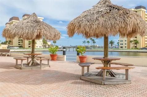 4525 Cove Circle St Petersburg FL 33708
