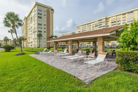 4525 Cove Circle St Petersburg FL 33708