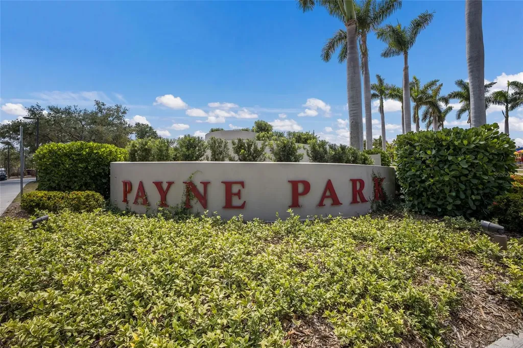 2245 Muesel Street Sarasota FL 34237