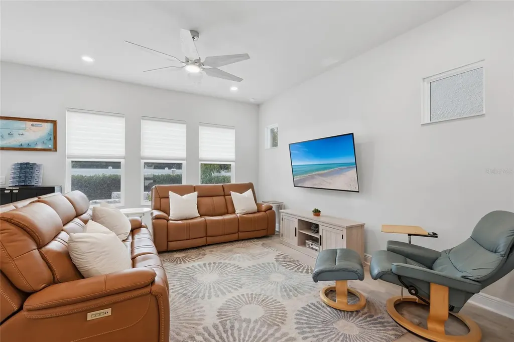 2245 Muesel Street Sarasota FL 34237