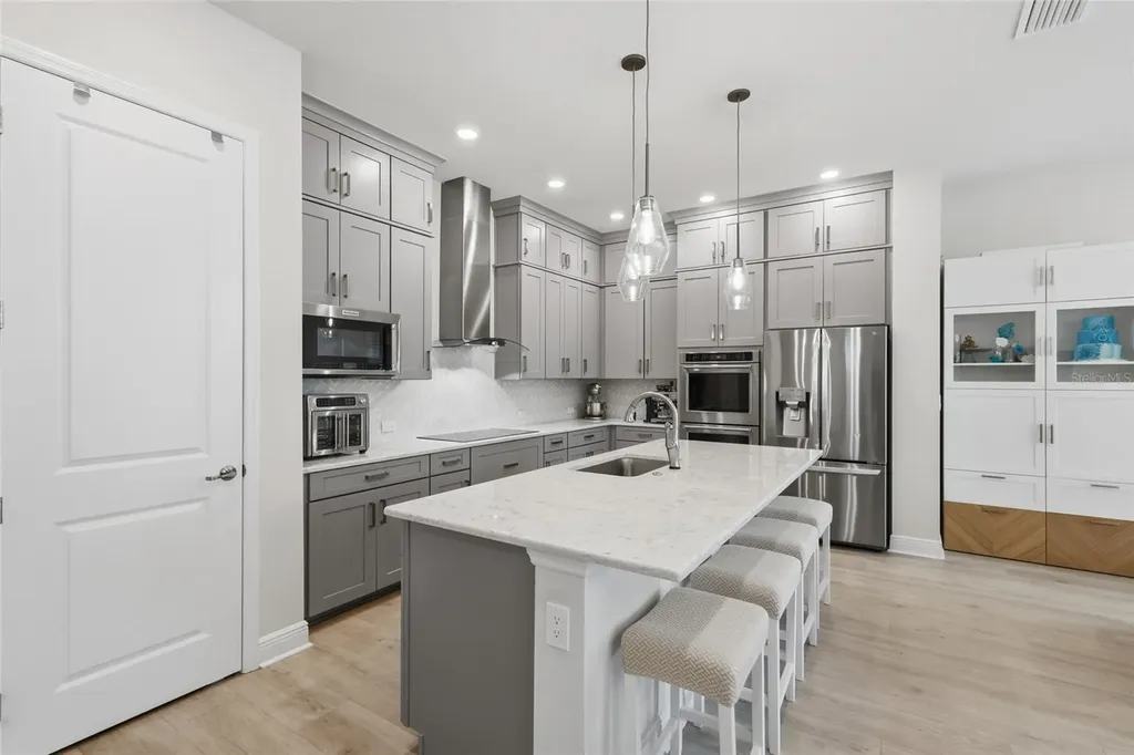2245 Muesel Street Sarasota FL 34237