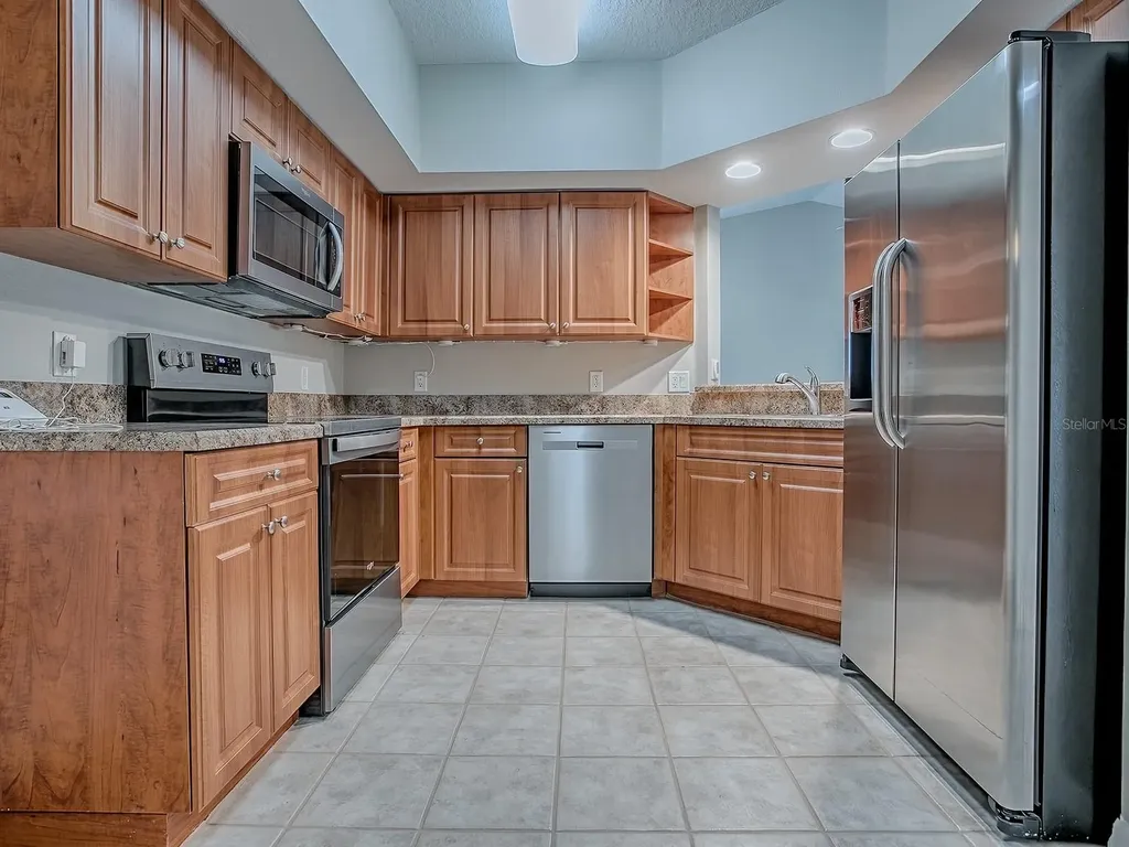 5318 Edgewater Way Oxford FL 34484