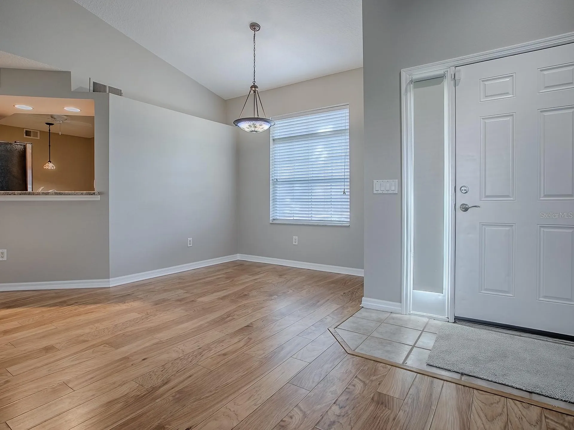 5318 Edgewater Way Oxford FL 34484