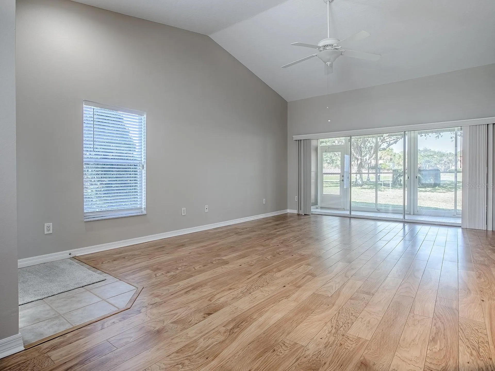 5318 Edgewater Way Oxford FL 34484