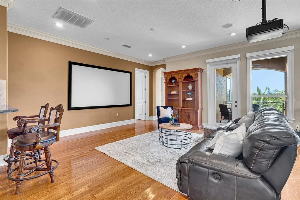 8707 Silverthorn Road Seminole FL 33777