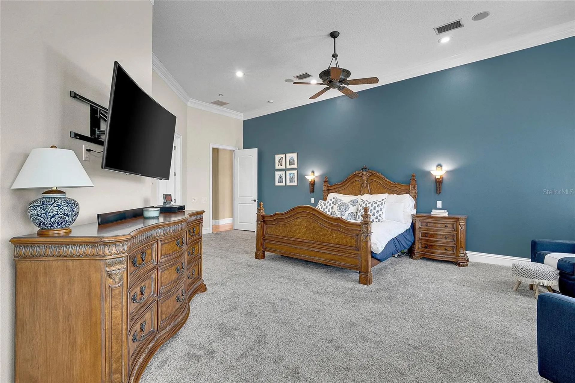 8707 Silverthorn Road Seminole FL 33777