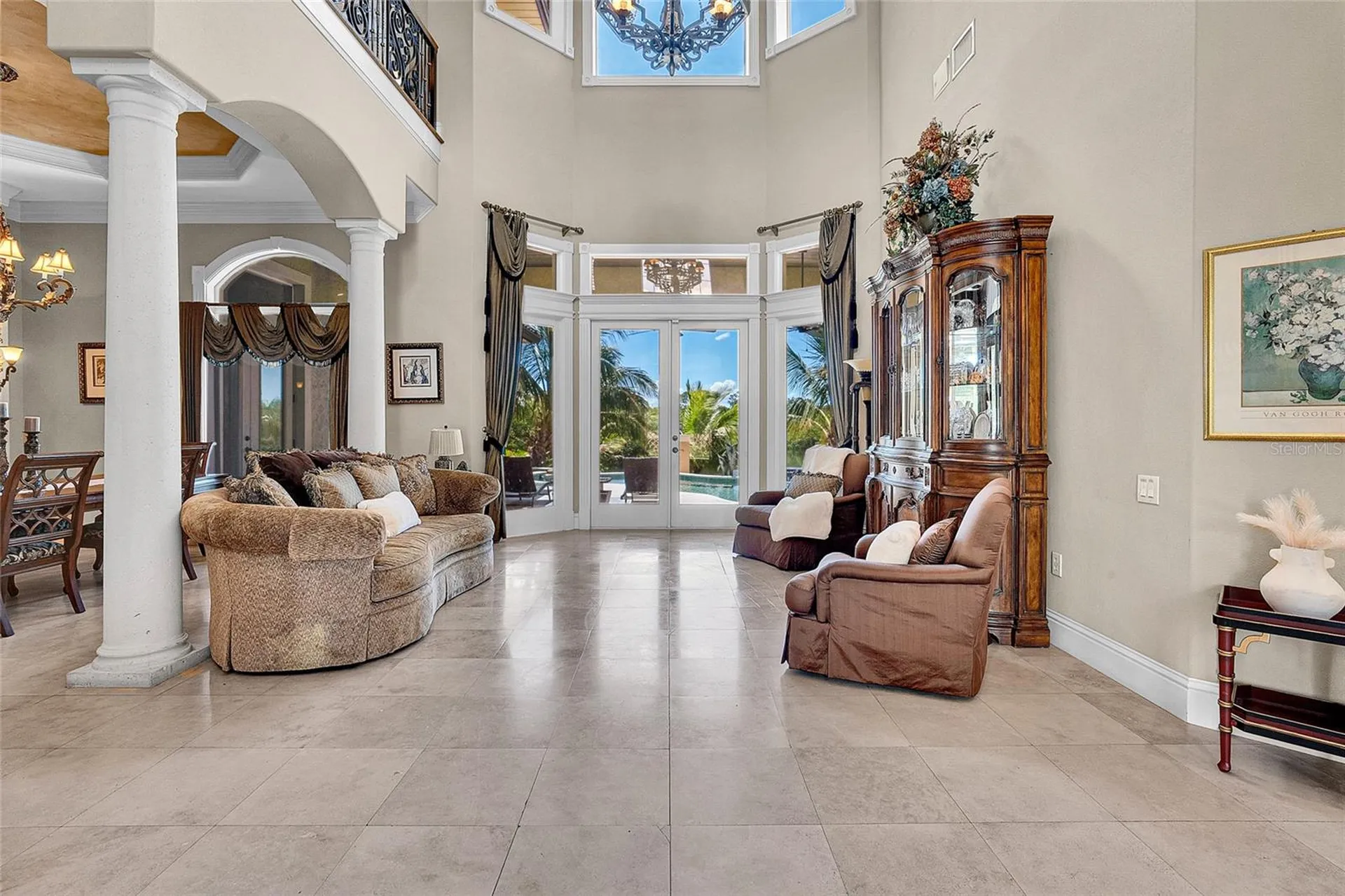 8707 Silverthorn Road Seminole FL 33777