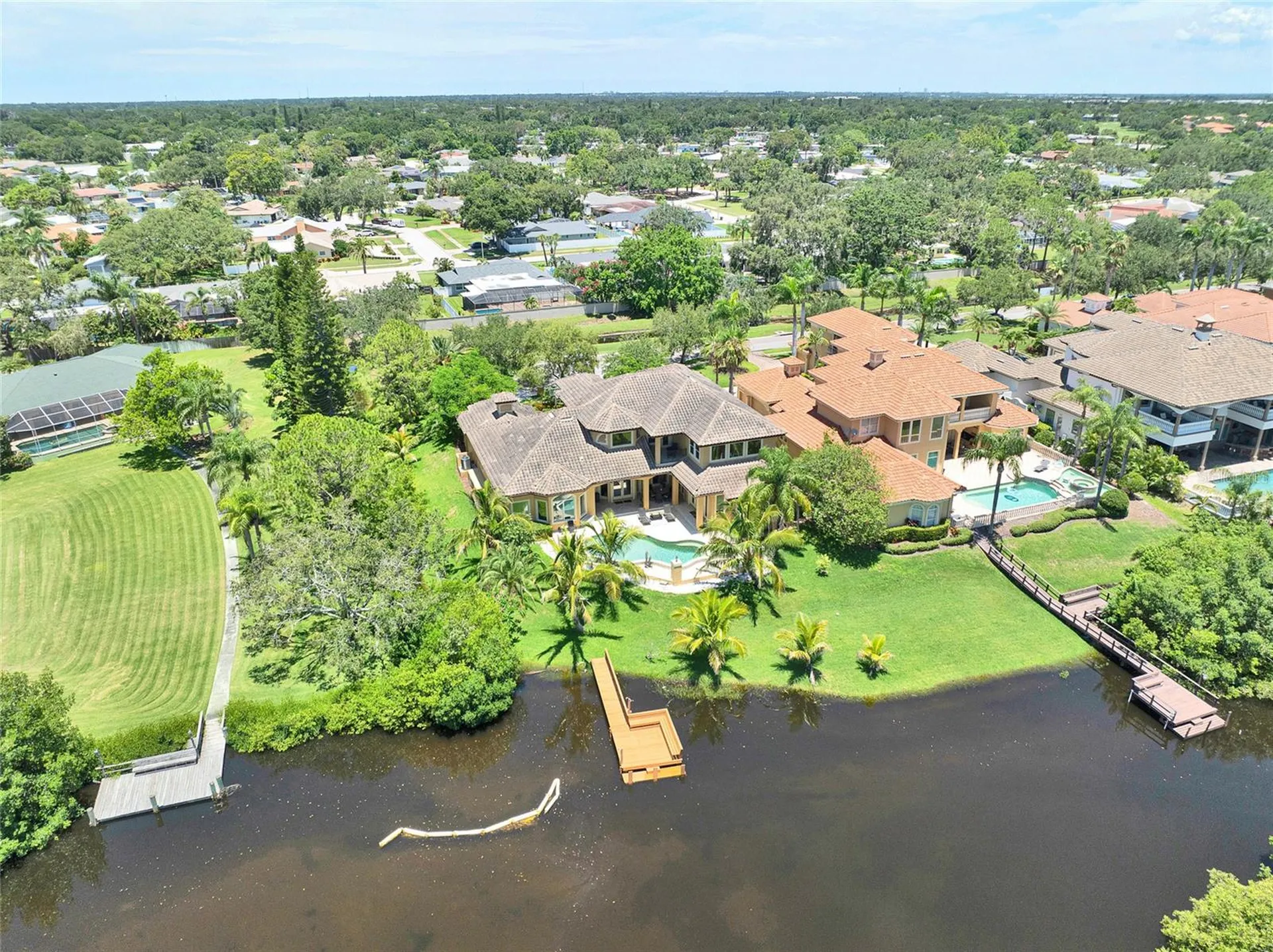 8707 Silverthorn Road Seminole FL 33777