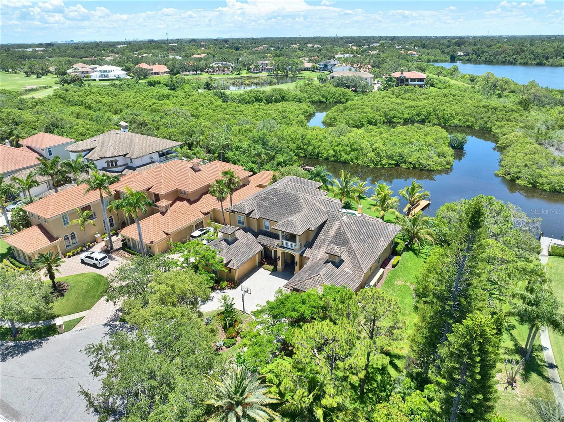 8707 Silverthorn Road Seminole FL 33777