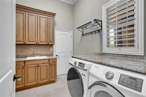 8707 Silverthorn Road Seminole FL 33777