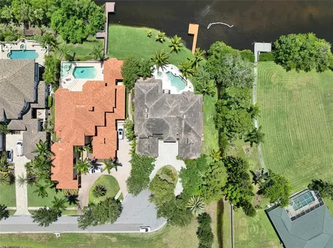 8707 Silverthorn Road Seminole FL 33777