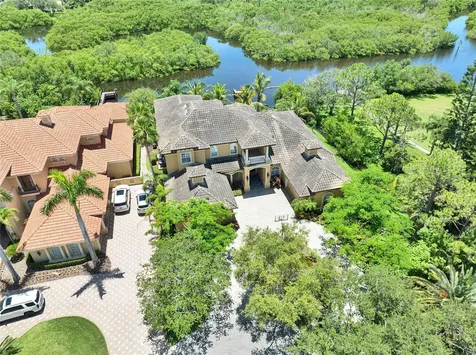 8707 Silverthorn Road Seminole FL 33777