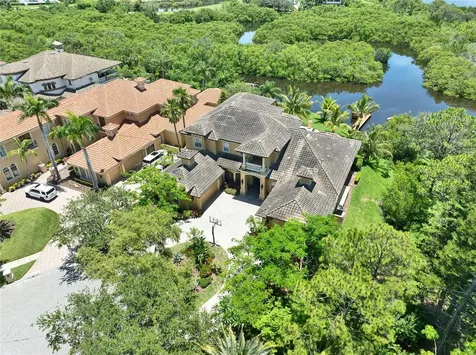 8707 Silverthorn Road Seminole FL 33777