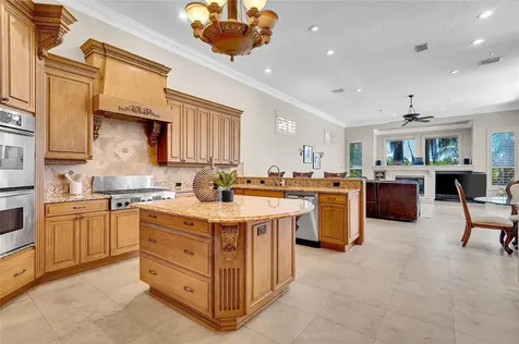 8707 Silverthorn Road Seminole FL 33777