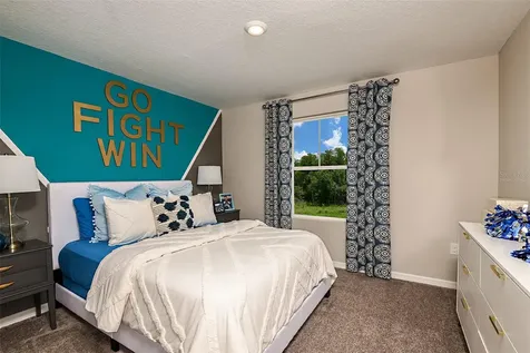4152 River Beacon Boulevard Davenport FL 33837