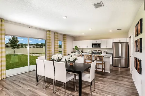 4152 River Beacon Boulevard Davenport FL 33837