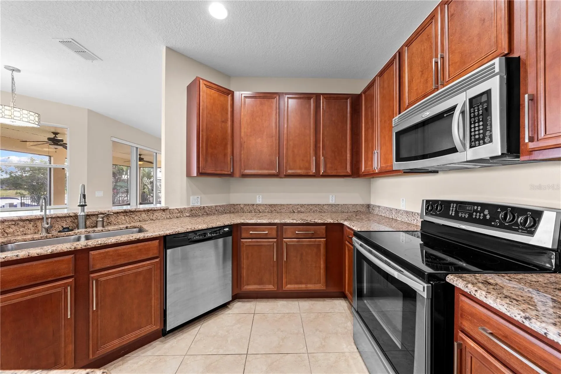 3817 Golden Feather Way Kissimmee FL 34746