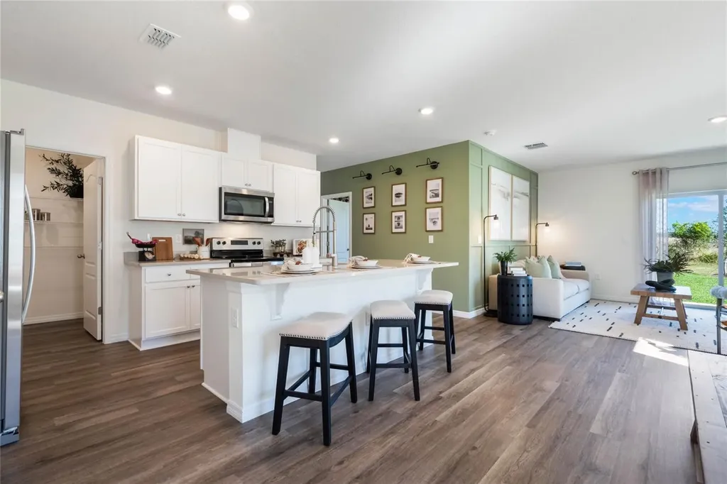 5012 Oaks River Davenport FL 33896