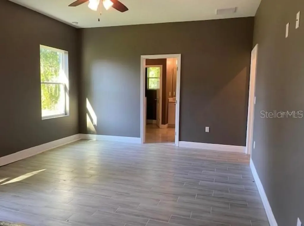 39410 Kennedy Avenue Zephyrhills FL 33542