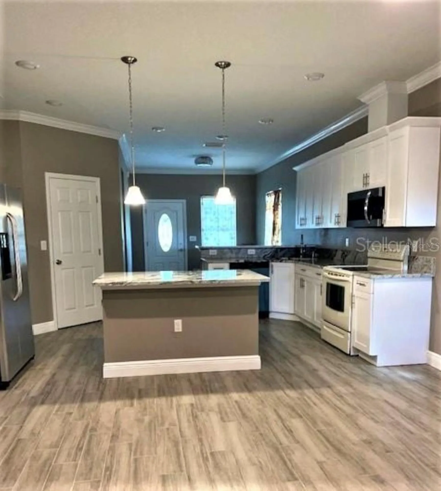 39410 Kennedy Avenue Zephyrhills FL 33542