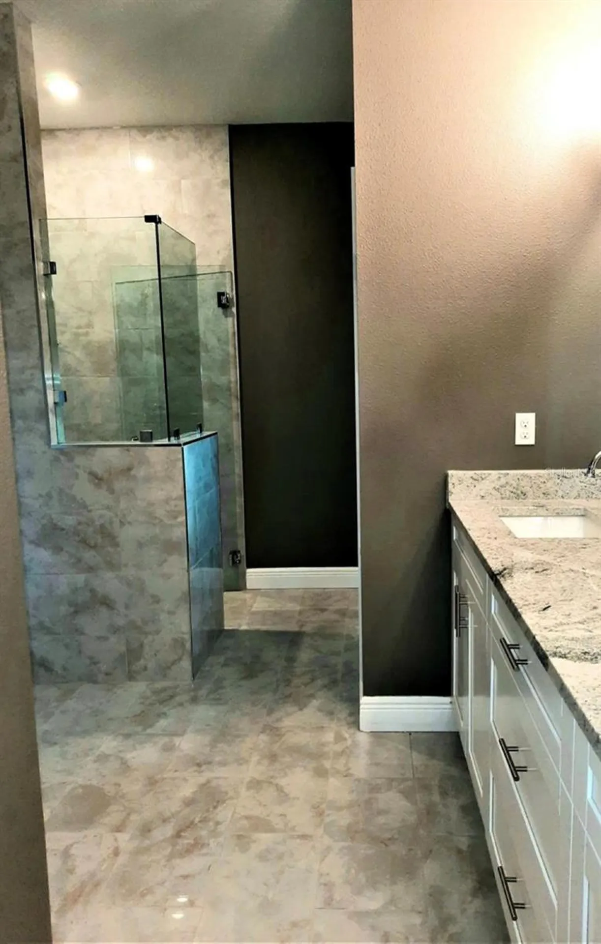 39410 Kennedy Avenue Zephyrhills FL 33542