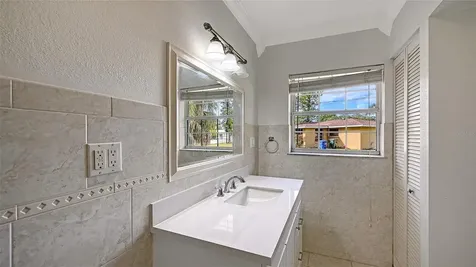 3214 Savage Road Sarasota FL 34231