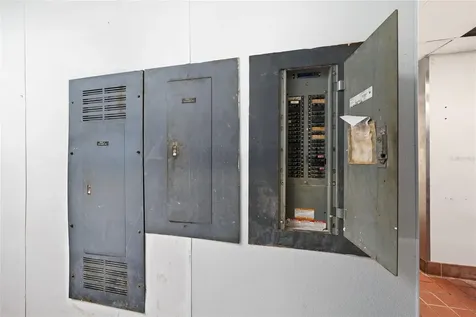 7155 S Orange Blossom Trail Orlando FL 32809