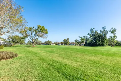 6147 43rd Street W Bradenton FL 34210