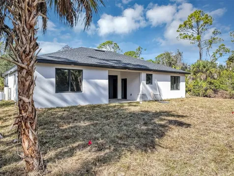 72 Shoreland Street Port Charlotte FL 33954