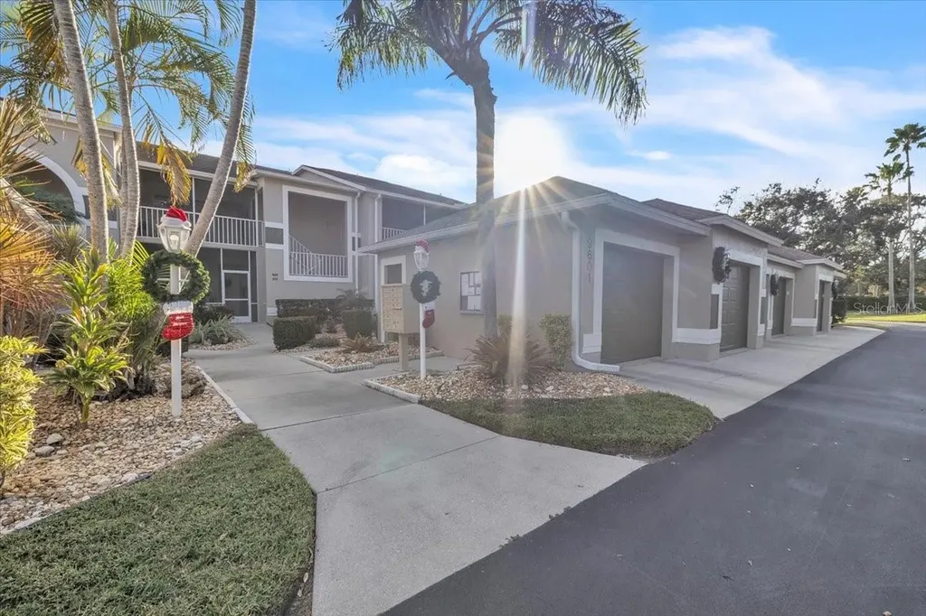 9601 Castle Point Drive Sarasota FL 34238