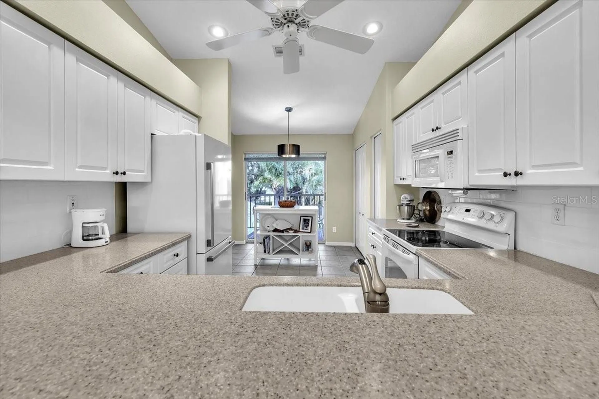 9601 Castle Point Drive Sarasota FL 34238