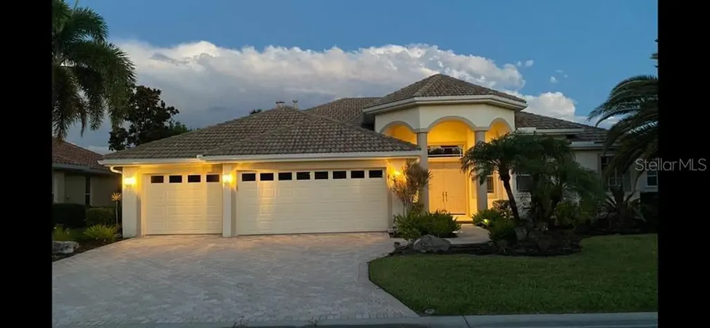 2933 Seasons Boulevard Sarasota FL 34240