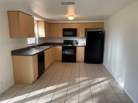 6039 20th Street Zephyrhills FL 33542
