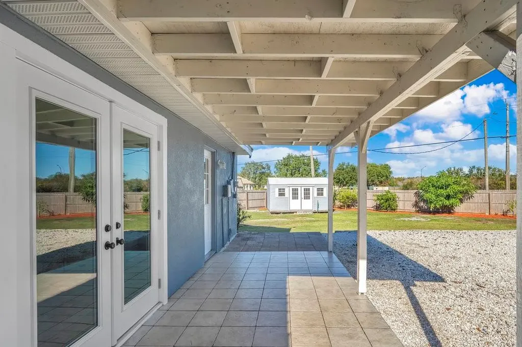 3808 W Country Loop Lakeland FL 33811
